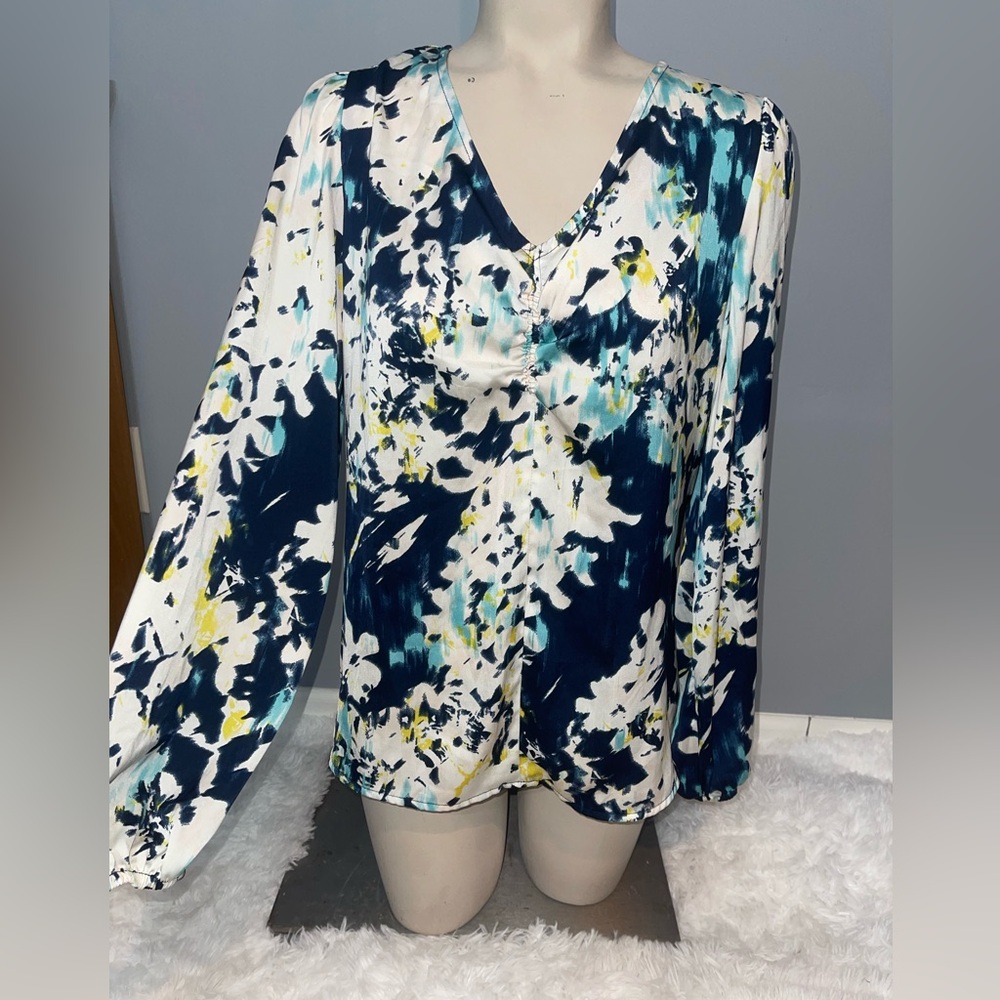 Banana Republic abstract v-neck long sleeve blouse top flowy shirt size small